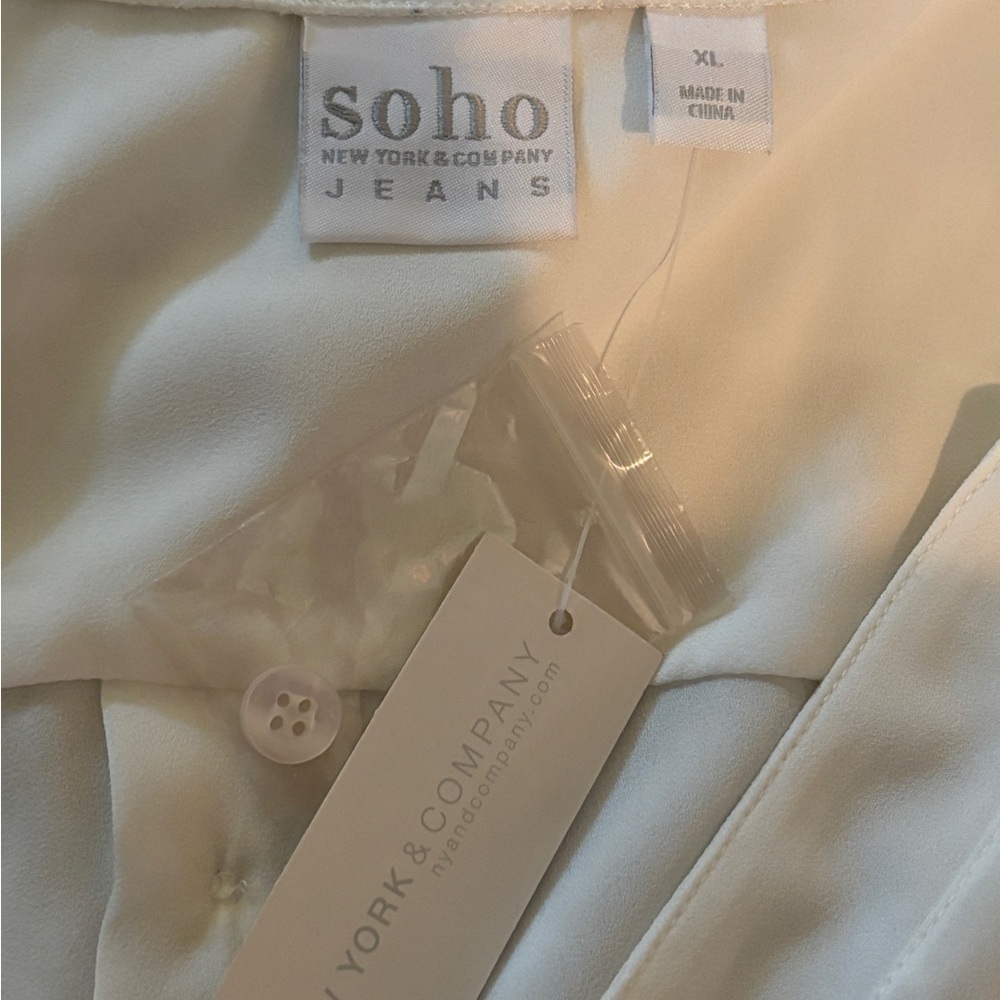 New York & Company Women’s Short Sleeve Blouse Size XL NWT - Picture 4 of 5
